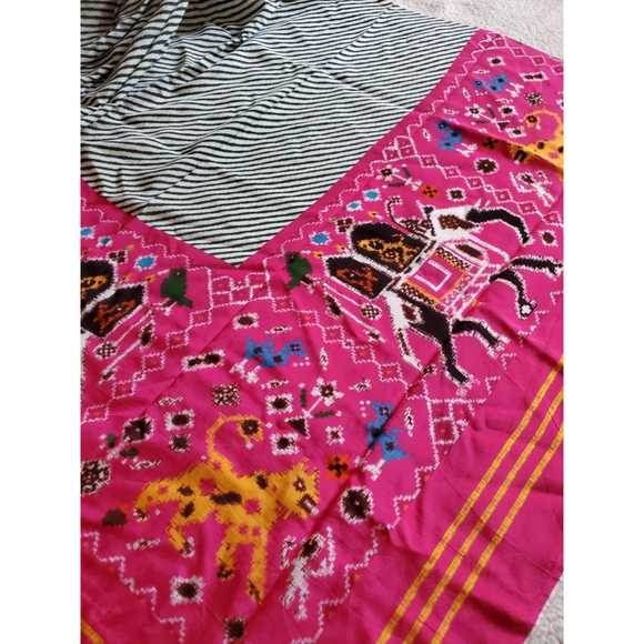 Woman Designer Printed Patola Saree Cocktail Party Festive - Picture 4 of 10